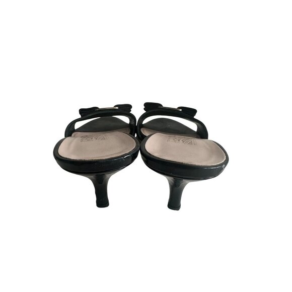 SALVATORE FERRGAMO Black Patent Leather Vintage Y2K Sandals Heels Sz 7.5 - Picture 6 of 10